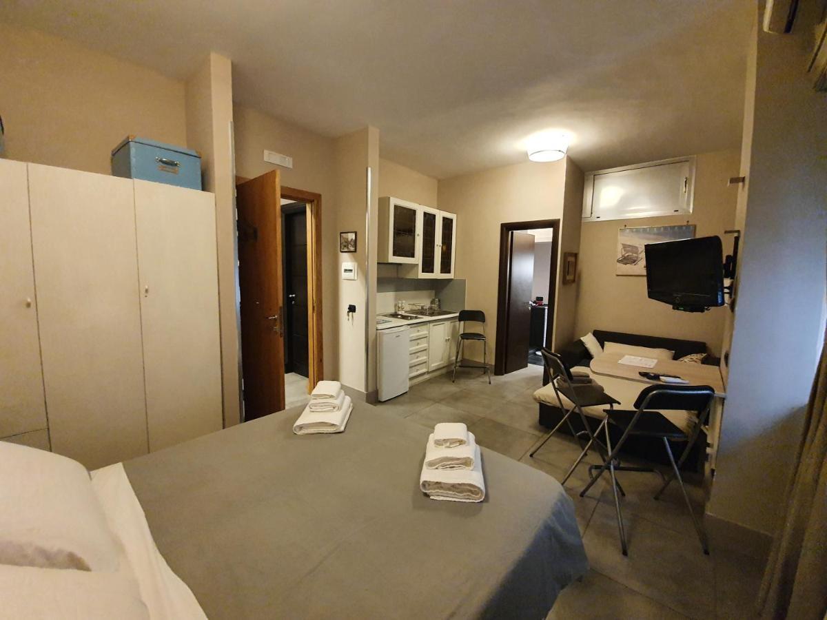 Two Sisters Suites Nápoly Kültér fotó